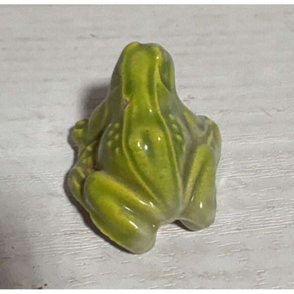 Wade Whimsies England Green Ceramic Frog Figurine Miniature Collectible 1" - Picture 3 of 8